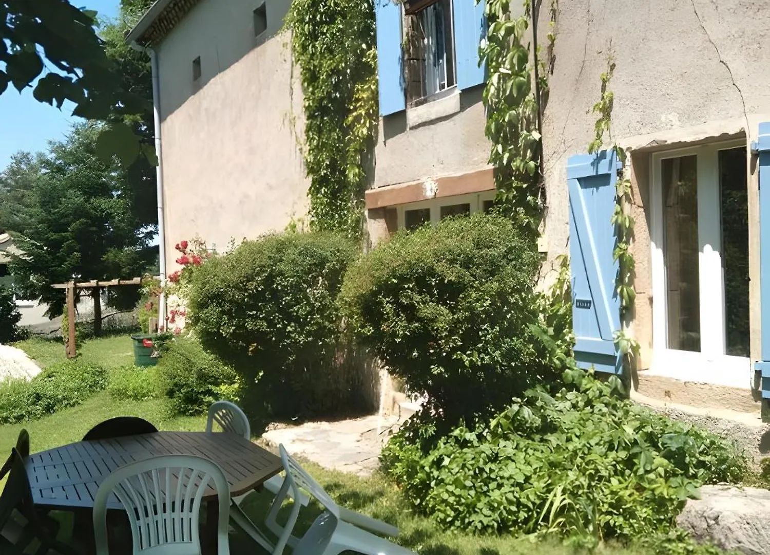 Le Gite Des Peyreyres Lesperon  Apartment